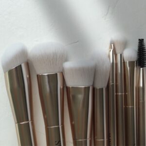 3 Types Of Women Who Need This Makeup Brush